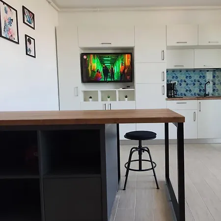 Millberry Beach Apts דירה Năvodari