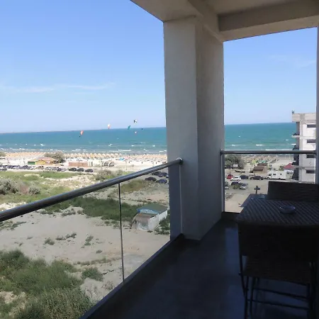 Millberry Beach Apts *