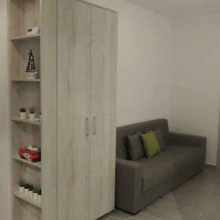 Millberry Beach Apts Năvodari