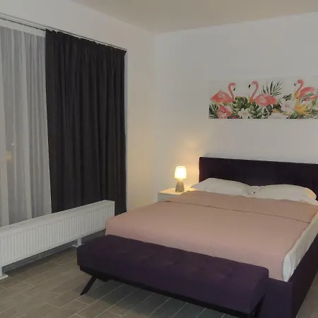 Millberry Beach Apts דירה Năvodari