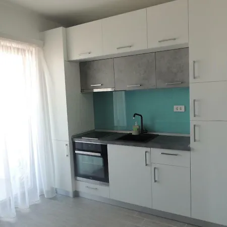 Millberry Beach Apts * Năvodari